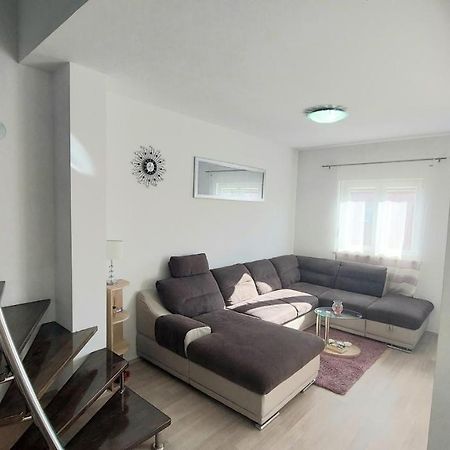 Apartment Palada Каштела Экстерьер фото